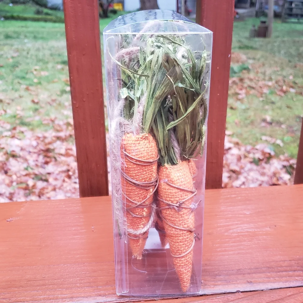 Source Unknown carrot garland